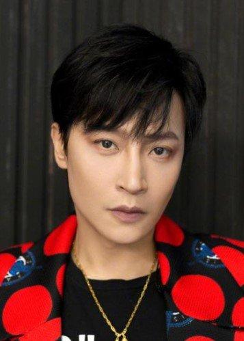 Chen Julian, photo 2