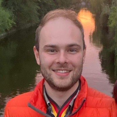 Andrew Gilbert, photo 1