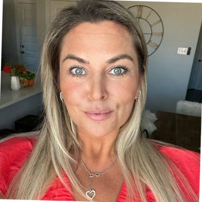 Kristin Merritt, photo 1