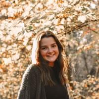 Lily Howell, photo 1