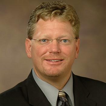 Kelly Wolfe, photo 2