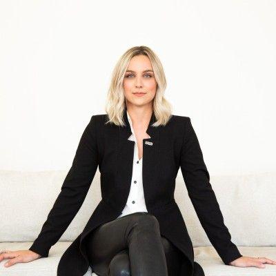 Holly Cocozza, photo 2