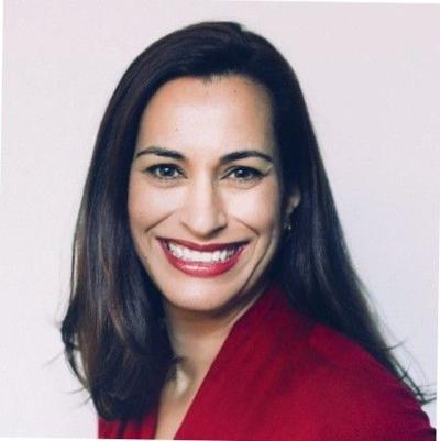 Robyn McClure, photo 2