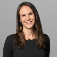 Julia Eagles, photo 1