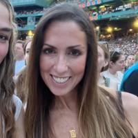 Jacqueline Hogan, photo 1