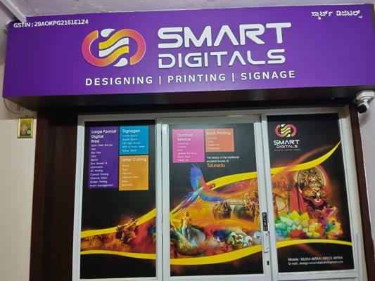 Mark Mangla, photo 2