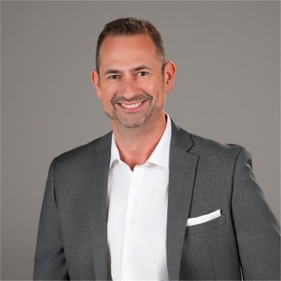 Gene Kavner, photo 2