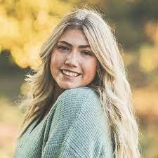 Grace Sweeney, photo 1