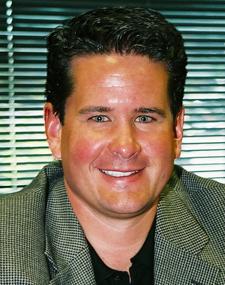 Greg Larson, photo 1