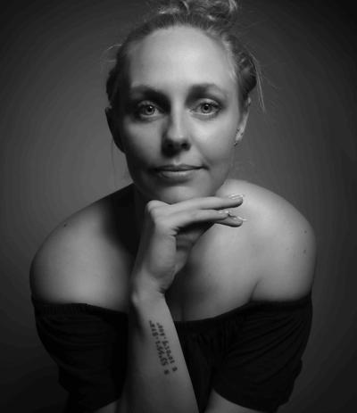 Camilla Thomas, photo 1