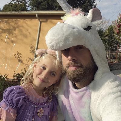 Nathan Slavik, photo 1