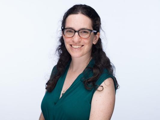 Reva Minkoff, photo 1