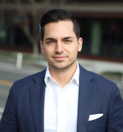 Adrian Anea, photo 1