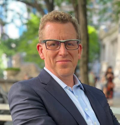 Chris Pires, photo 1