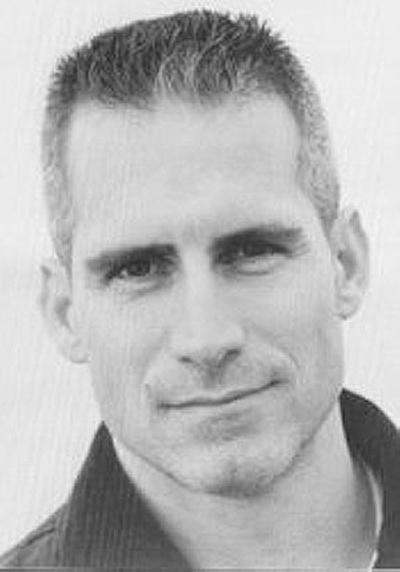 Robbie Mackey, photo 1