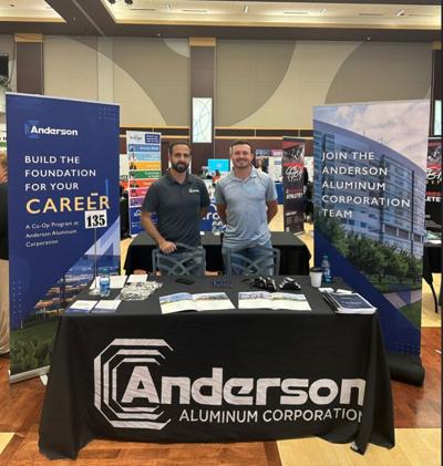 Tyler Szekely, photo 1