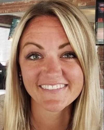 Lindsay Oliver, photo 2