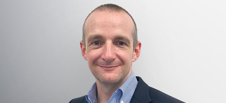 Adam Hollis, photo 2