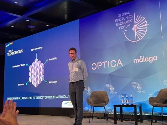 Darren Berns, photo 2