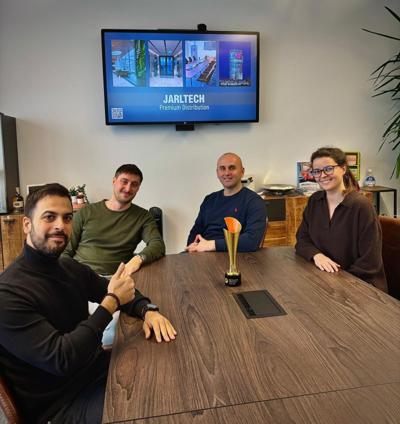 Leon Schrodt, photo 2