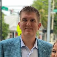 Lora Russell, photo 1