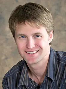 Daniel Mackie, photo 1