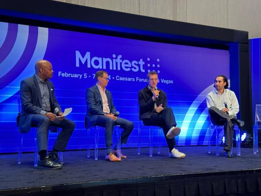 Oliver Neumann, photo 1