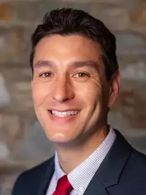 Drew McGuire, photo 2