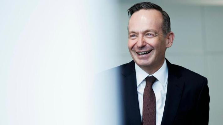 Rene Medawar, photo 2