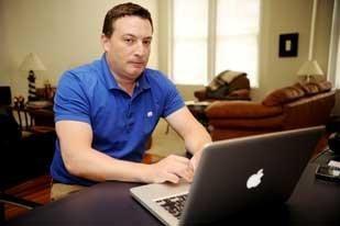 Anthony Dolan, photo 1