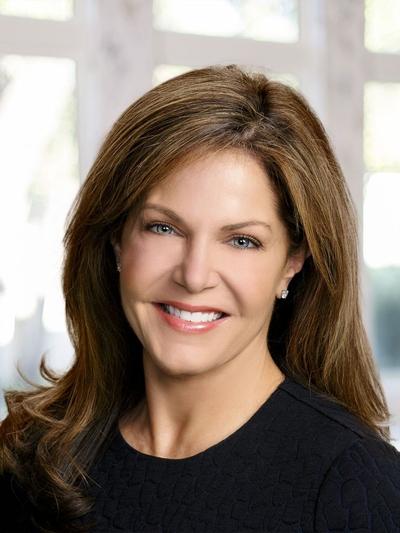 Debbie Crow, MOD, photo 1