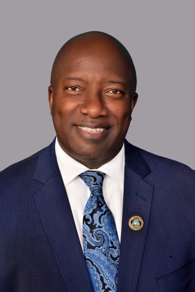 T. Williams, photo 2