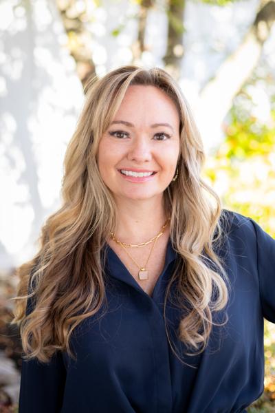 Lyndsay Smith, photo 2