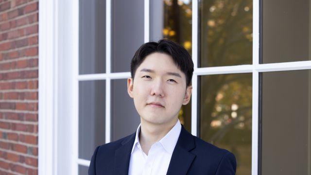 Nathan Zhao, photo 1