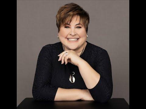 Clu® Julie Pinkerton, photo 1