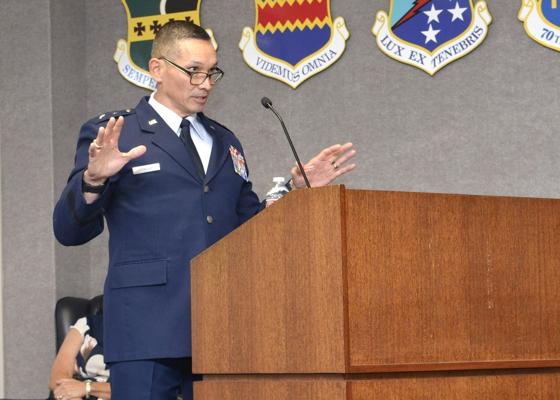 Matthew Yandow, photo 1