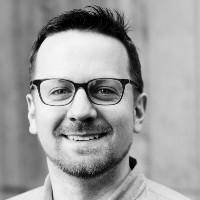 Zach Hauser, photo 2