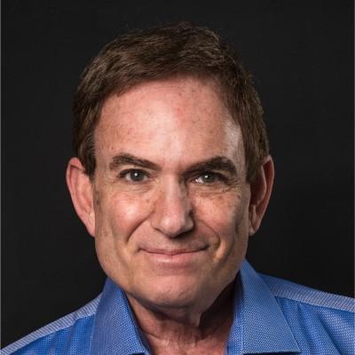 Owen Frager, photo 1