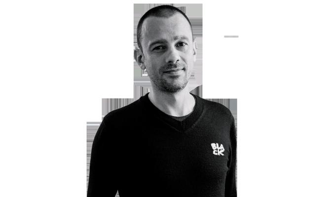 Adam Wright, photo 1