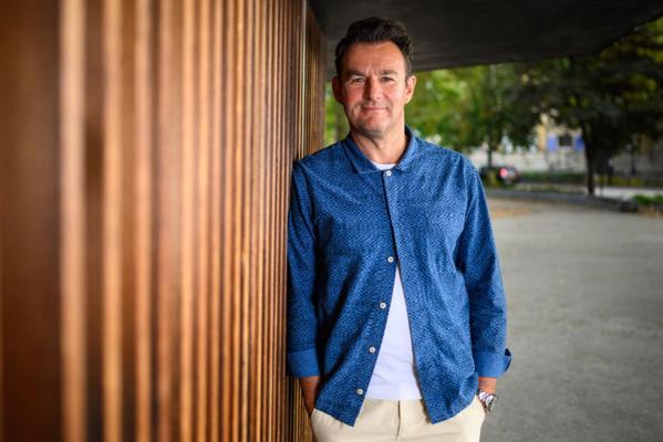 James Morris, photo 1