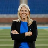 Lindsay Verstegen, photo 1