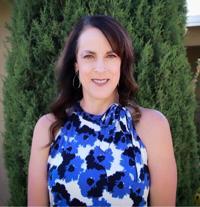 Julia Valencia, photo 1