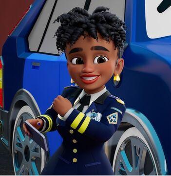 Jenna Jones, photo 2