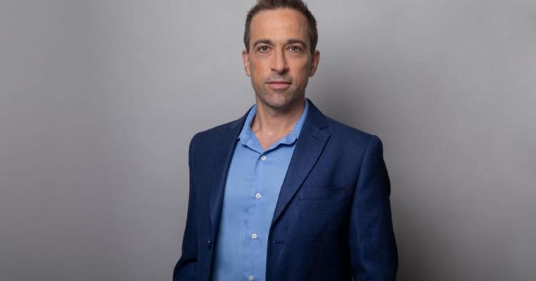 Dean Mansfield, photo 2