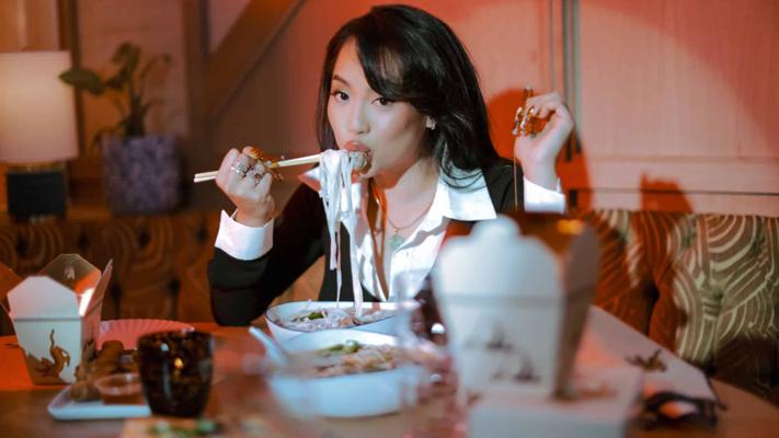 Taylor Nguyen, photo 1