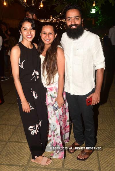 Alka Warrier, photo 2