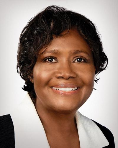 Esther Knott, photo 1