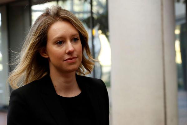 Angel Holmes, photo 1