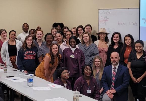 Miranda Sturgis, photo 1