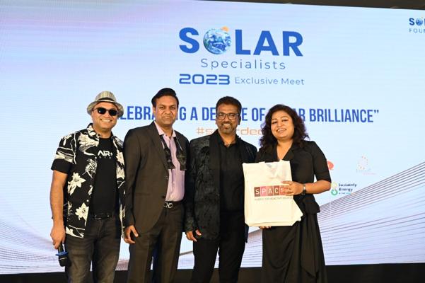 Vaman Kuber, photo 1